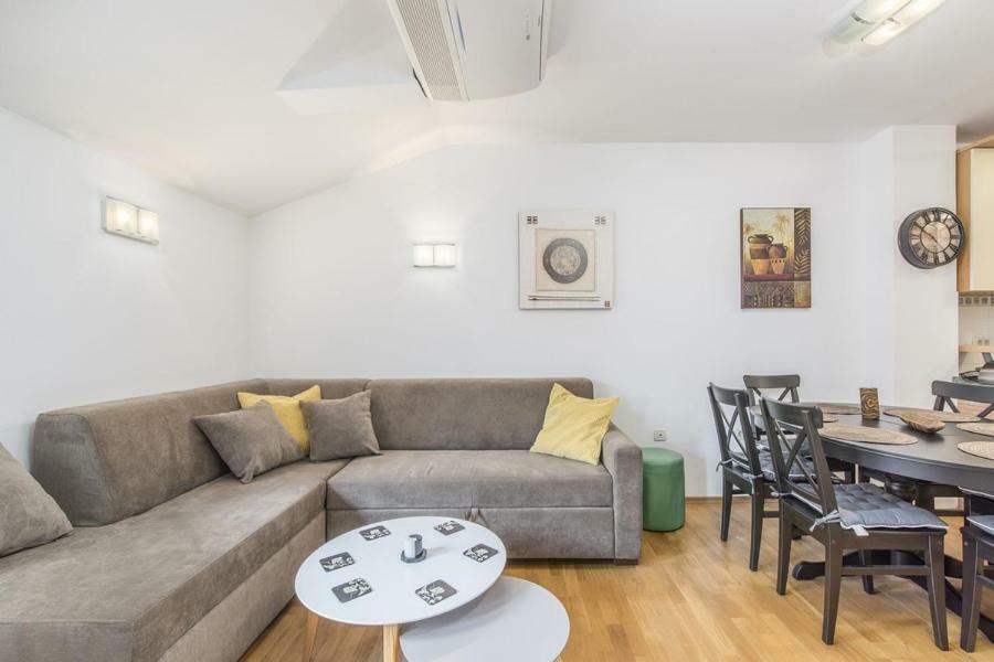 Apartment Matea Novigrad Istria Exteriör bild